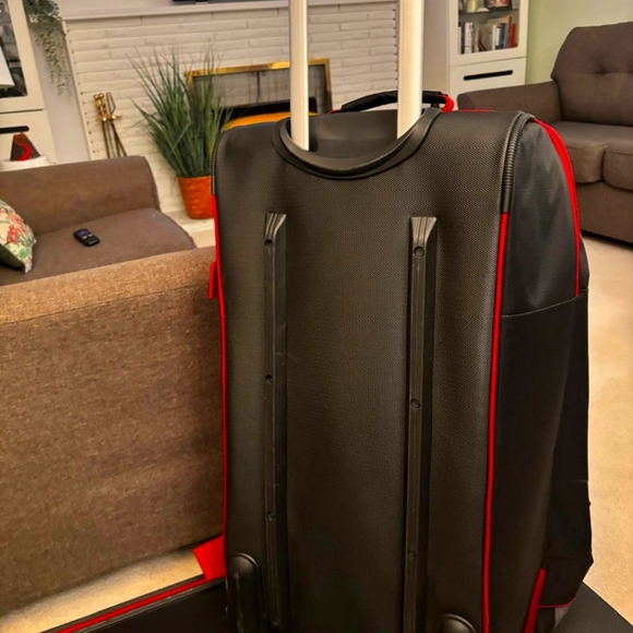 FUL Rolling Duffel bag / Travel luggage - Picture 8 of 11